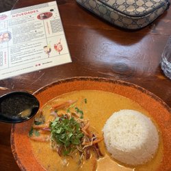 Noodle Rest - Vegetarian curry