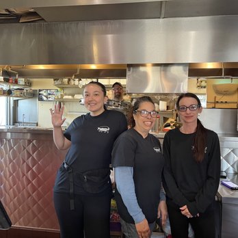 Smokin' Joe's BBQ - Sweet group!!! - Barbeque Near Me - Redding, California