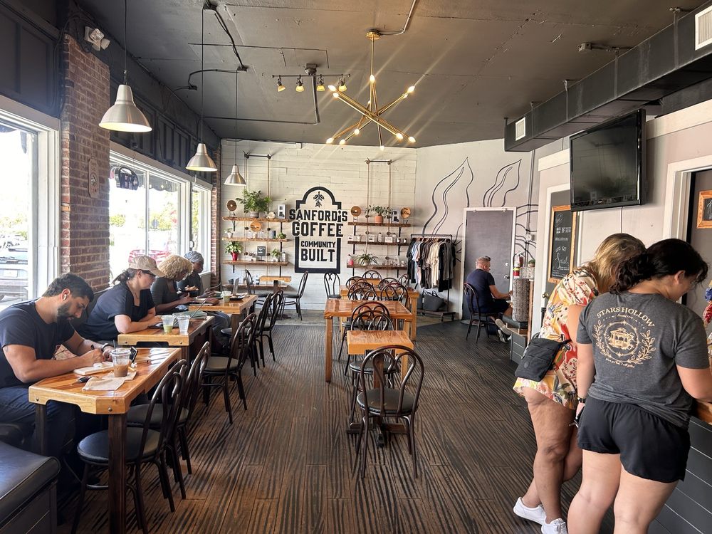 “Little Boys” Cafe