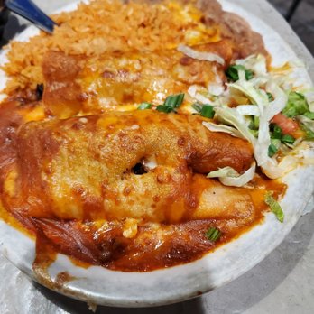 Valle Luna - Enchiladas with sauce completely absorbed & tortilla crispy from sitting under heat lamp too long - Mexican Near Me - Chandler, Arizona