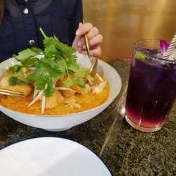 青花 - Laksa chicken