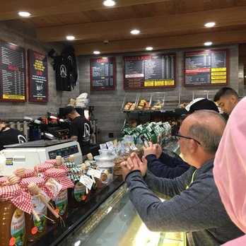 Utopia Bagels - Sunday Morning - Insanity! The place is packed; bagels must be good. - Bakeries Near Me - Whitestone, New York