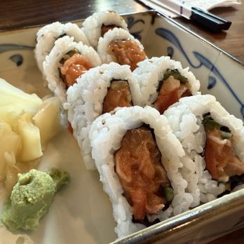 Kiku Sushi - Spicy Salmon - Sushi Bars Near Me - Vancouver, British Columbia Kiku Sushi - Spicy Salmon - Sushi Bars Near Me - Vancouver, British Columbia