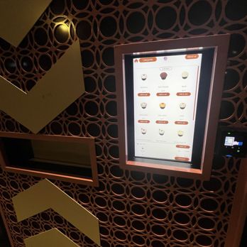 Sprinkles - ATM for cupcakes - Bakeries Near Me - Manhattan Beach, California