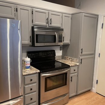 Gabo Flooring Services - Cabinet painting - Handyman Near Me Gabo Flooring Services - Cabinet painting - Handyman Near Me
