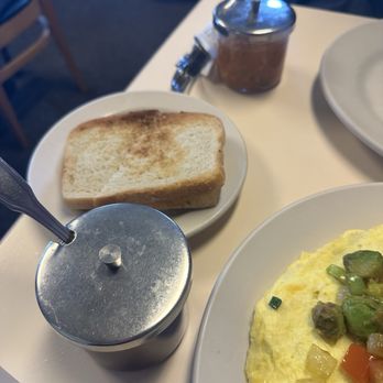 Katrina's Cafe - Toast and jams - Breakfast & Brunch Near Me - Auburn, California