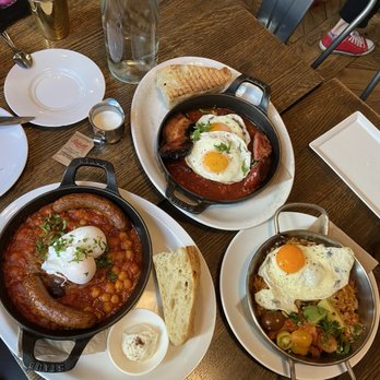 Medina Cafe - Breakfast & Brunch Near Me - Vancouver, British Columbia