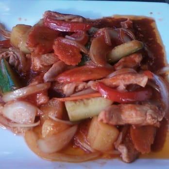myThai Downtown Restaurant - Sweet and sour chicken - Thai Near Me - Anchorage, Alaska