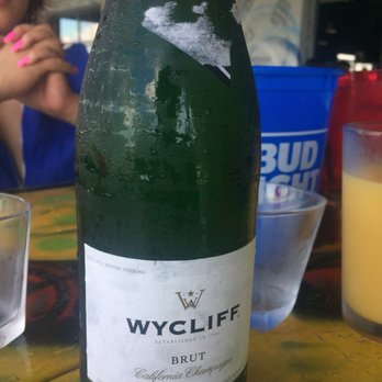 Graffiti Junktion - Champagne for unlimited mimosas - American Near Me - Jacksonville Beach, Florida Graffiti Junktion - Champagne for unlimited mimosas - American Near Me - Jacksonville Beach, Florida