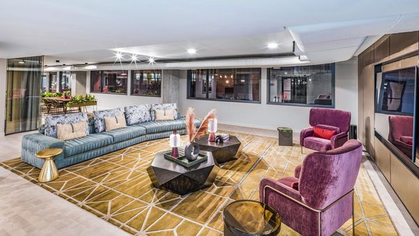 Market House by null