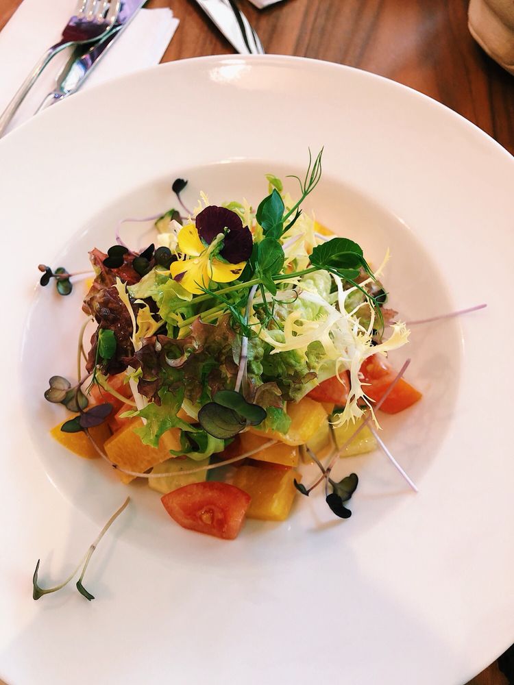 Bistro Nekázanka 11 - Vegetable salad - food, salad, salads - Kavárny Near Me - Praha 1, Puerto Rico