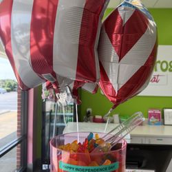 sweetFrog Premium Frozen Yogurt - Happy 4 th