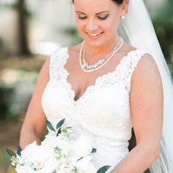 Anna Balkan Jewelry & Gifts