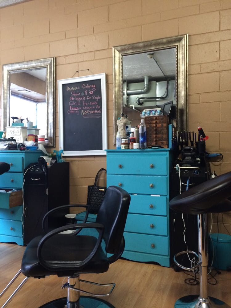 Heavenly Hands Hair Studio Logo