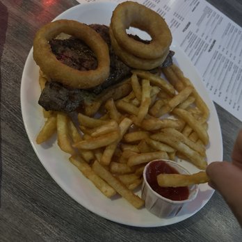 Woody's On Brunette - Pubs Near Me - Coquitlam, British Columbia Woody's On Brunette - Pubs Near Me - Coquitlam, British Columbia