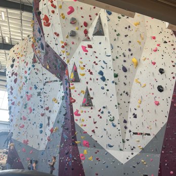 Momentum Climbing Gym - Super tall top roping wall - Rock Climbing Near Me - Katy, Texas Momentum Climbing Gym - Super tall top roping wall - Rock Climbing Near Me - Katy, Texas