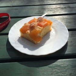 Zum Knusperhäuschen - Verlockender Marillenkuchen