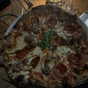 Aria Wine Bar - Sausage pizza - Italian Near Me - New York, New York