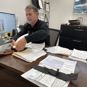 Bommarito Mazda - Service sales manager who refused to help me, Your cat now..Your Problem to me he says. Get out of my office and off my parking lot!!! - Auto Repair Near Me - Saint Peters, Missouri Bommarito Mazda - Service sales manager who refused to help me, Your cat now..Your Problem to me he says. Get out of my office and off my parking lot!!! - Auto Repair Near Me - Saint Peters, Missouri