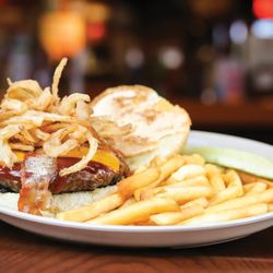 user provided Tully's Good Times - Batavia photo