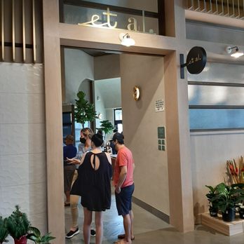 et al. - Entrance area of et al. - Breakfast & Brunch Near Me - Honolulu, Hawaii et al. - Entrance area of et al. - Breakfast & Brunch Near Me - Honolulu, Hawaii