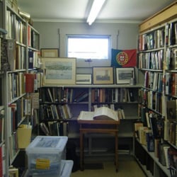 Cuttyhunk Public Library