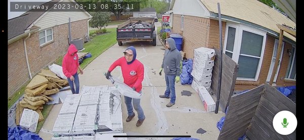 Reliable Roofing & Restoration Logo