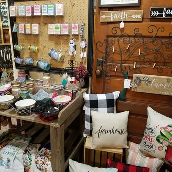 A Bushel and a Peck - home decor - Gift Shops Near Me - Brazil, Indiana A Bushel and a Peck - home decor - Gift Shops Near Me - Brazil, Indiana