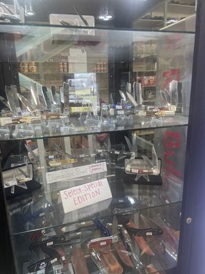 Huffs Market by null