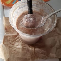 Cubes of ice not blended :(