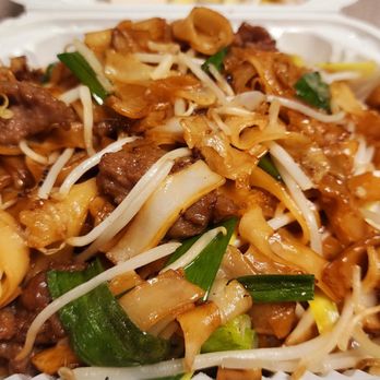Hing Lung - Beef Chow fun - Chinese Near Me - San Bruno, California Hing Lung - Beef Chow fun - Chinese Near Me - San Bruno, California