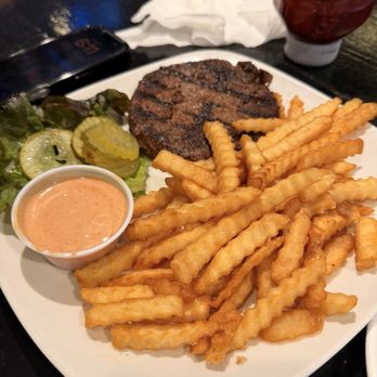Beatniks - Burger no bun - Bars Near Me - Midland, Michigan