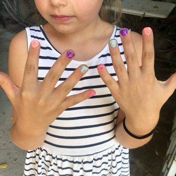 Creative Touch Nail Salon - Nail Salons Near Me - Los Angeles, California