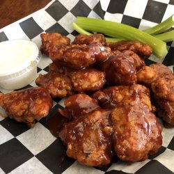 Maggie O'sheas - Boneless wings