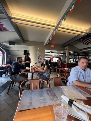 Big Ben Pub by null