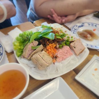 Huong Giang Restaurant - Banh Cuon (noodle rolls) with Vietnamese Ham(s), veggies, grilled beef, served with fish sauce. - Vietnamese Near Me - Westminster, California