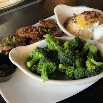 The Twisted Grape - Bourbon pork tenderloin, broccoli, loaded mashed potatoes - Italian Near Me - Cameron, North Carolina