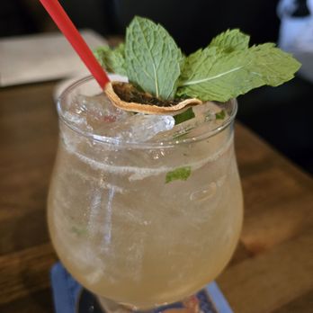 Bambino’s Vallejo - Lemon whiskey smash - Italian Near Me - Vallejo, California