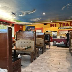 Mi Tradicion - Interior