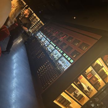 WeVINO - Wine Bars Near Me - Westlake Village, California WeVINO - Wine Bars Near Me - Westlake Village, California