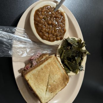4 Trees Smokehouse - My meal - Barbeque Near Me - Middleburg, Florida 4 Trees Smokehouse - My meal - Barbeque Near Me - Middleburg, Florida