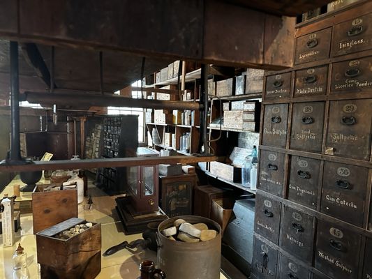 Stabler-Leadbeater Apothecary Museum by null