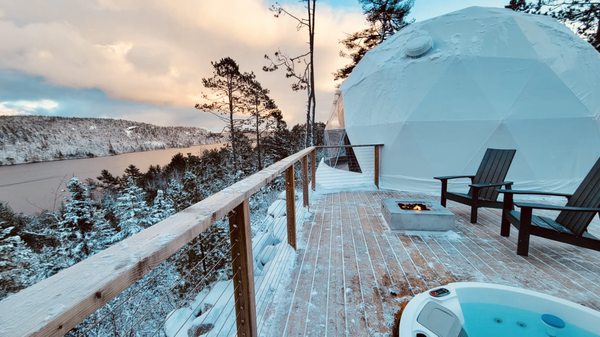 Nalu Retreat by null