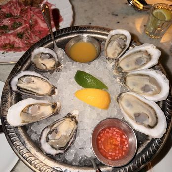 Sunny's Steakhouse - West/East coast oysters - Cocktail Bars Near Me - Miami, Florida