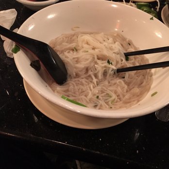 Pho 84 - Soggy overcooked noodles! I've eaten over 1000 bowls of pho in my life. First time I've never finished my noodles! - Vietnamese Near Me - Oakland, California