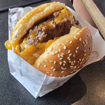 Super Duper Burgers - Burgers Near Me - Los Gatos, California Super Duper Burgers - Burgers Near Me - Los Gatos, California