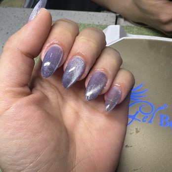 SoQ Nails - Cat eye gel - Waxing Near Me - Northridge, California SoQ Nails - Cat eye gel - Waxing Near Me - Northridge, California
