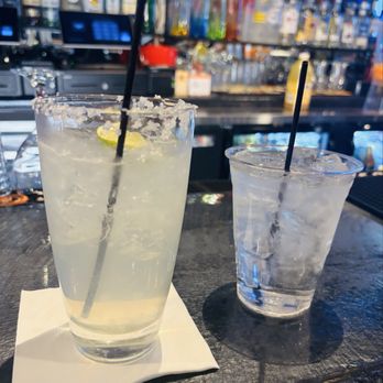 Hunny’s Cafe and Wine Bar - $5 margarita - Wine Bars Near Me - Normandy, Missouri Hunny’s Cafe and Wine Bar - $5 margarita - Wine Bars Near Me - Normandy, Missouri