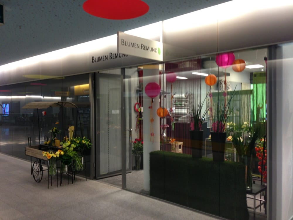 BLUMEN REMUND Bahnhofplatz 2, Wallisellen, Zürich, Switzerland Florists Phone Number Yelp