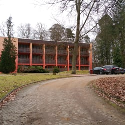 Hotel Jagdschloss Waldsee - Das Gästehaus ... unten mit dem Saunabereich